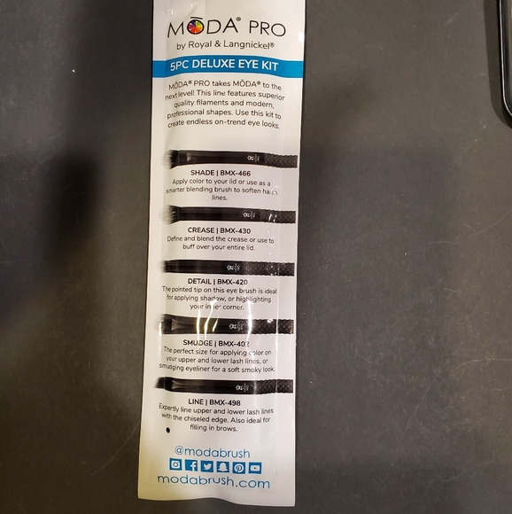 Moda Pro Deluxe Eye Kit - Picture 3 of 3